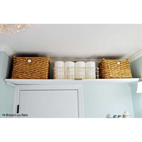 Home accessories, Rectangle, Metal, Dishware, Silver, Food storage containers, 