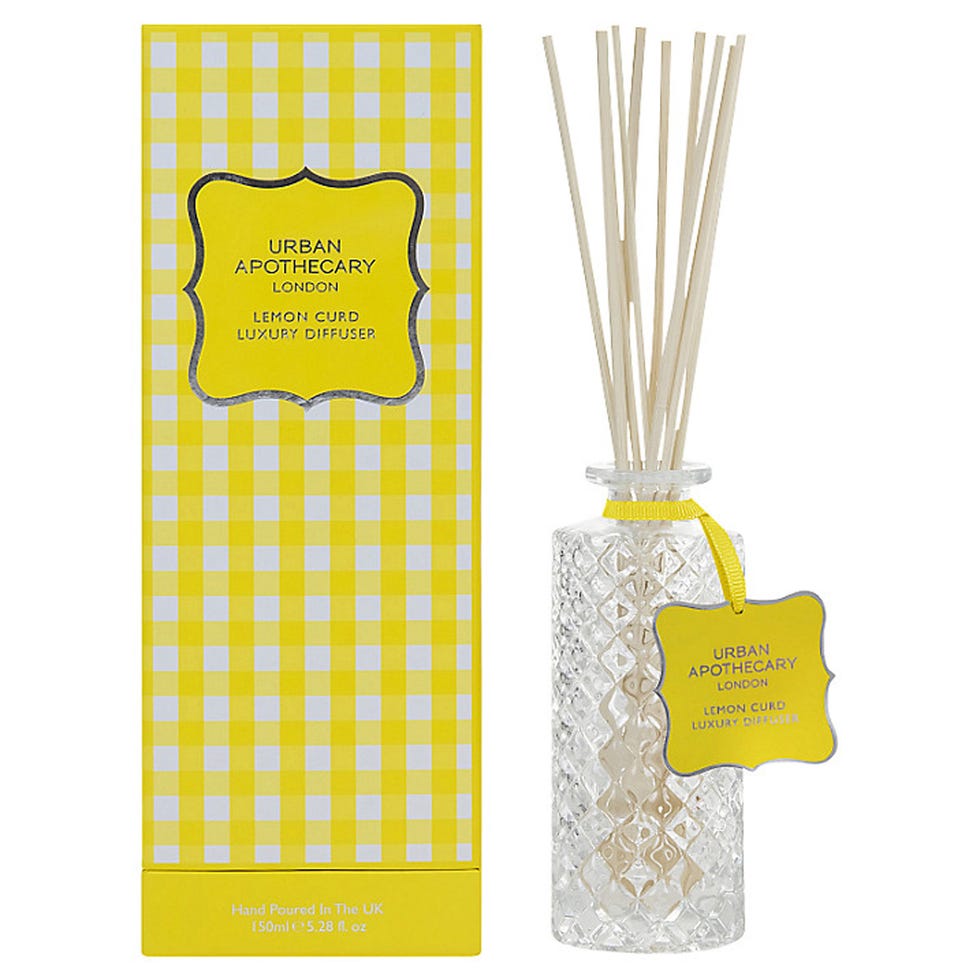 Yellow, Product, Text, Pattern, Font, Rectangle, Design, Paper, Label, Paper product, 