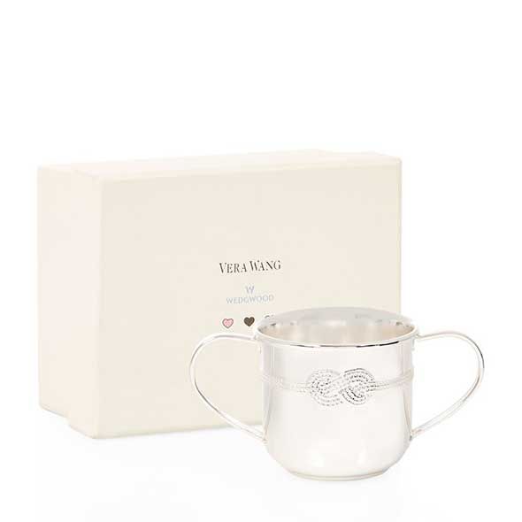 Serveware, Cup, Drinkware, Dishware, Tableware, Beige, Coffee cup, Packing materials, Ceramic, Mug, 