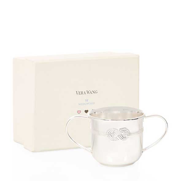 Serveware, Cup, Drinkware, Dishware, Tableware, Beige, Coffee cup, Packing materials, Ceramic, Mug, 
