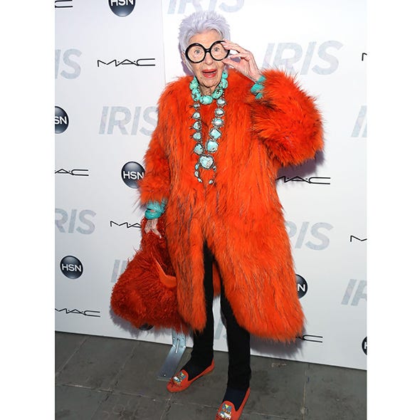 Fur clothing, Costume, Fur, Natural material, Animal product, Costume design, Fictional character, Humour, Feather boa, 