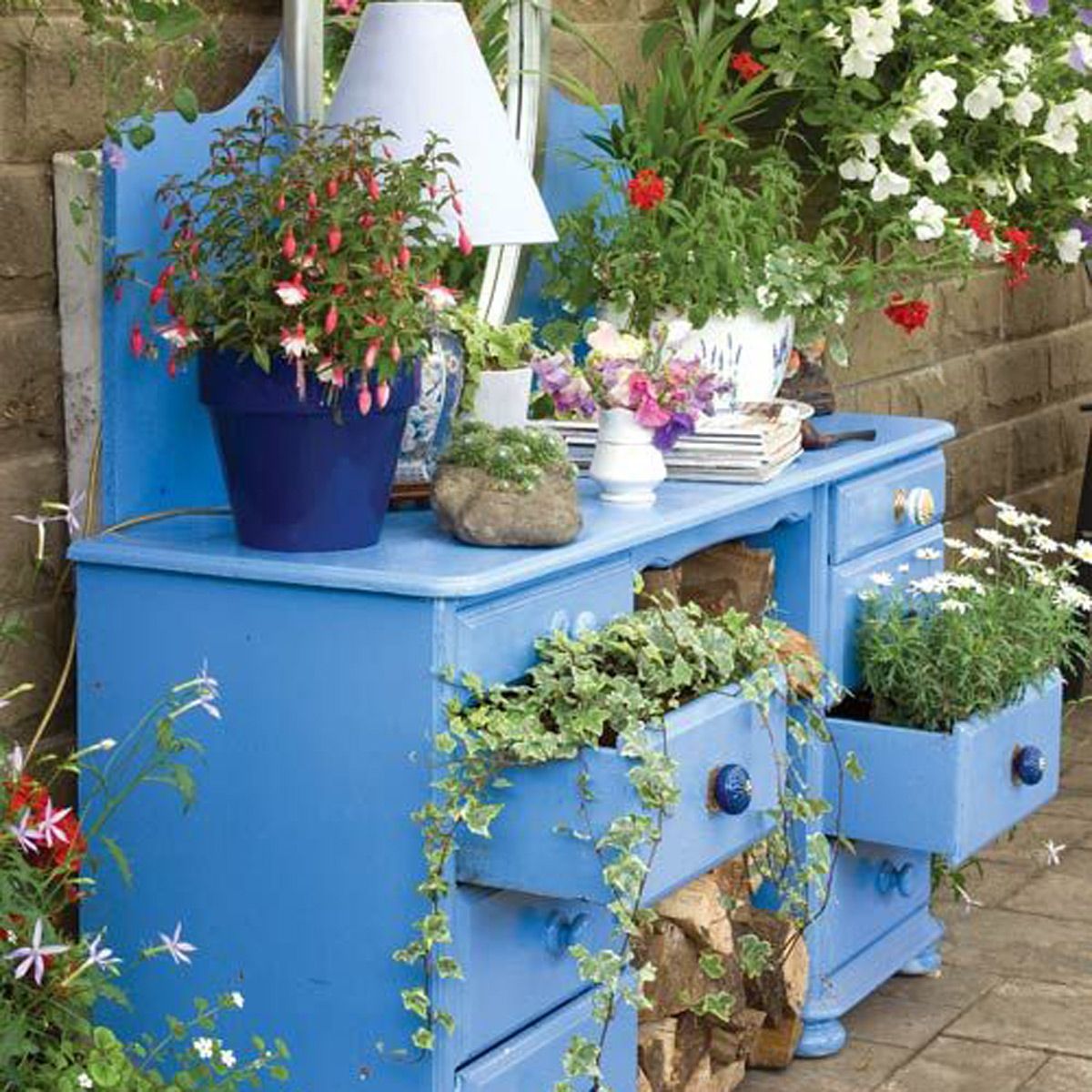 Outdoor dresser discount