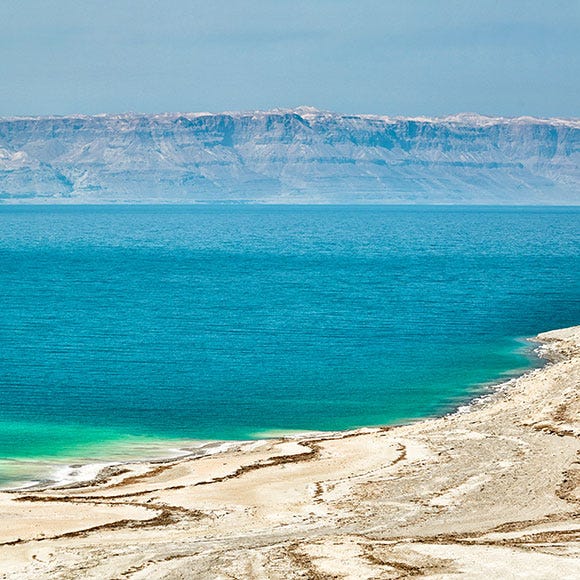 Body of water, Fluid, Blue, Coastal and oceanic landforms, Water resources, Aqua, Turquoise, Teal, Shore, Ocean, 