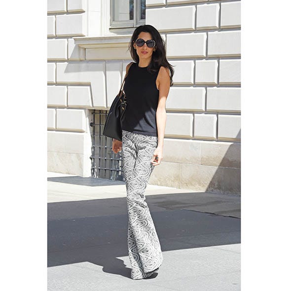 Clothing, Eyewear, Glasses, Sunglasses, Shoulder, Textile, Photograph, Outerwear, White, Fashion accessory, 