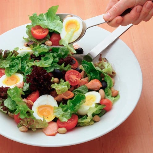 Food, Vegetable, Ingredient, Produce, Leaf vegetable, Cuisine, Salad, Dishware, Tableware, Recipe, 