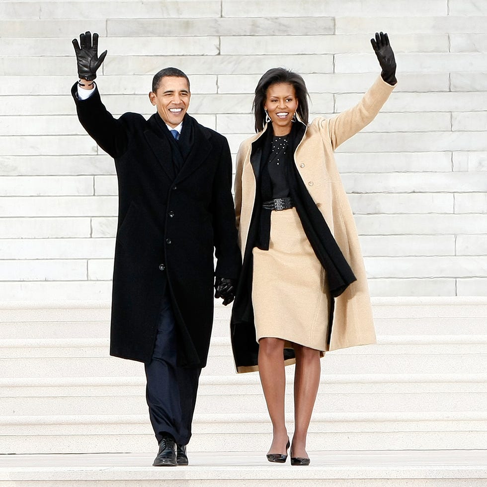 Clothing, Coat, Sleeve, Collar, Standing, Outerwear, Formal wear, Style, Blazer, Gesture, 