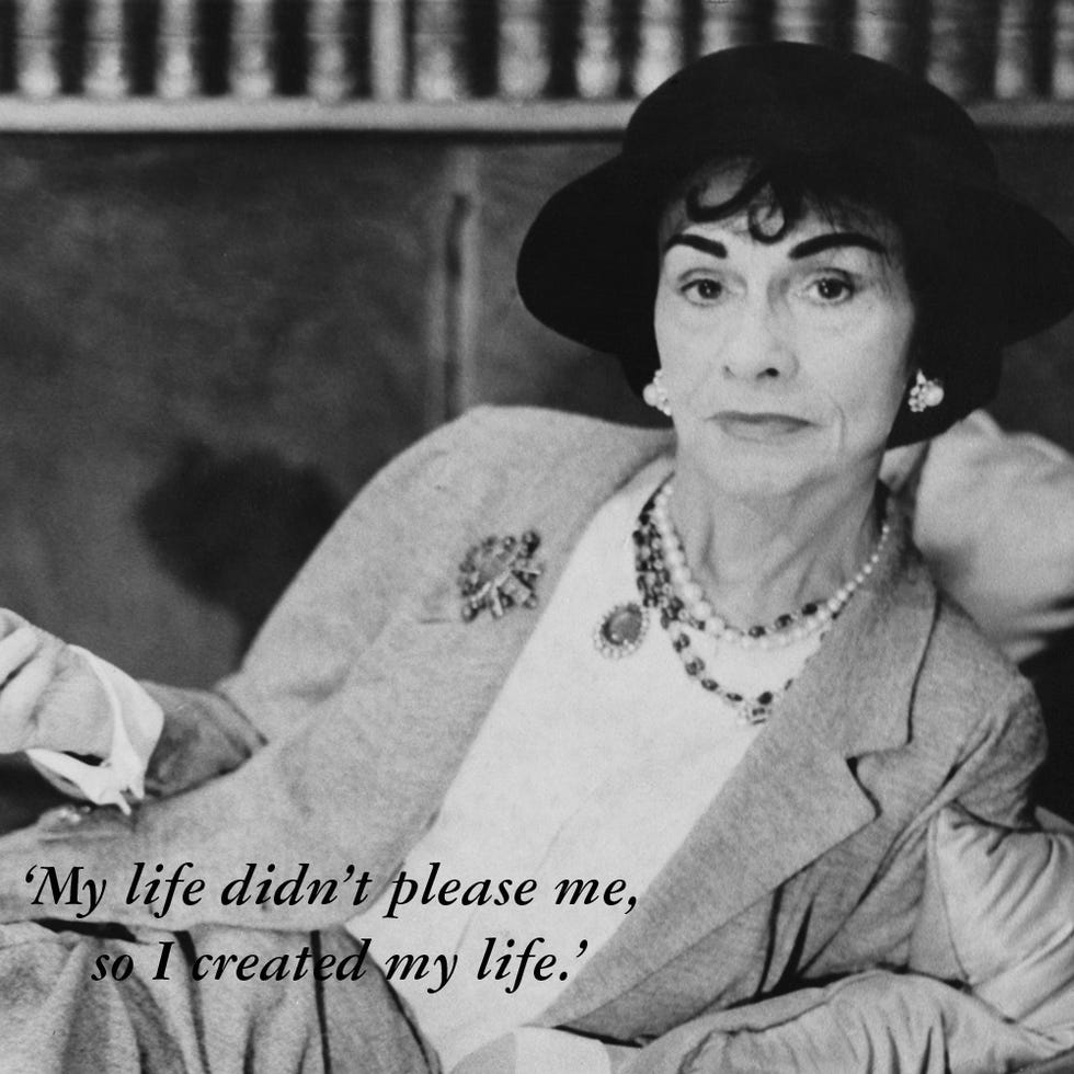 Jewellery, Hat, Fashion accessory, Headgear, Vintage clothing, Necklace, Monochrome, Sun hat, Retro style, Portrait, 