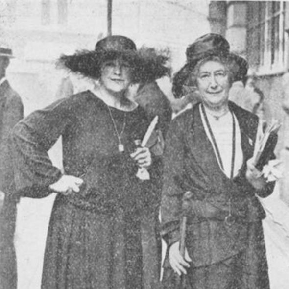 Standing, Photograph, Hat, Headgear, Victorian fashion, Vintage clothing, Costume accessory, Monochrome, Retro style, Costume design, 