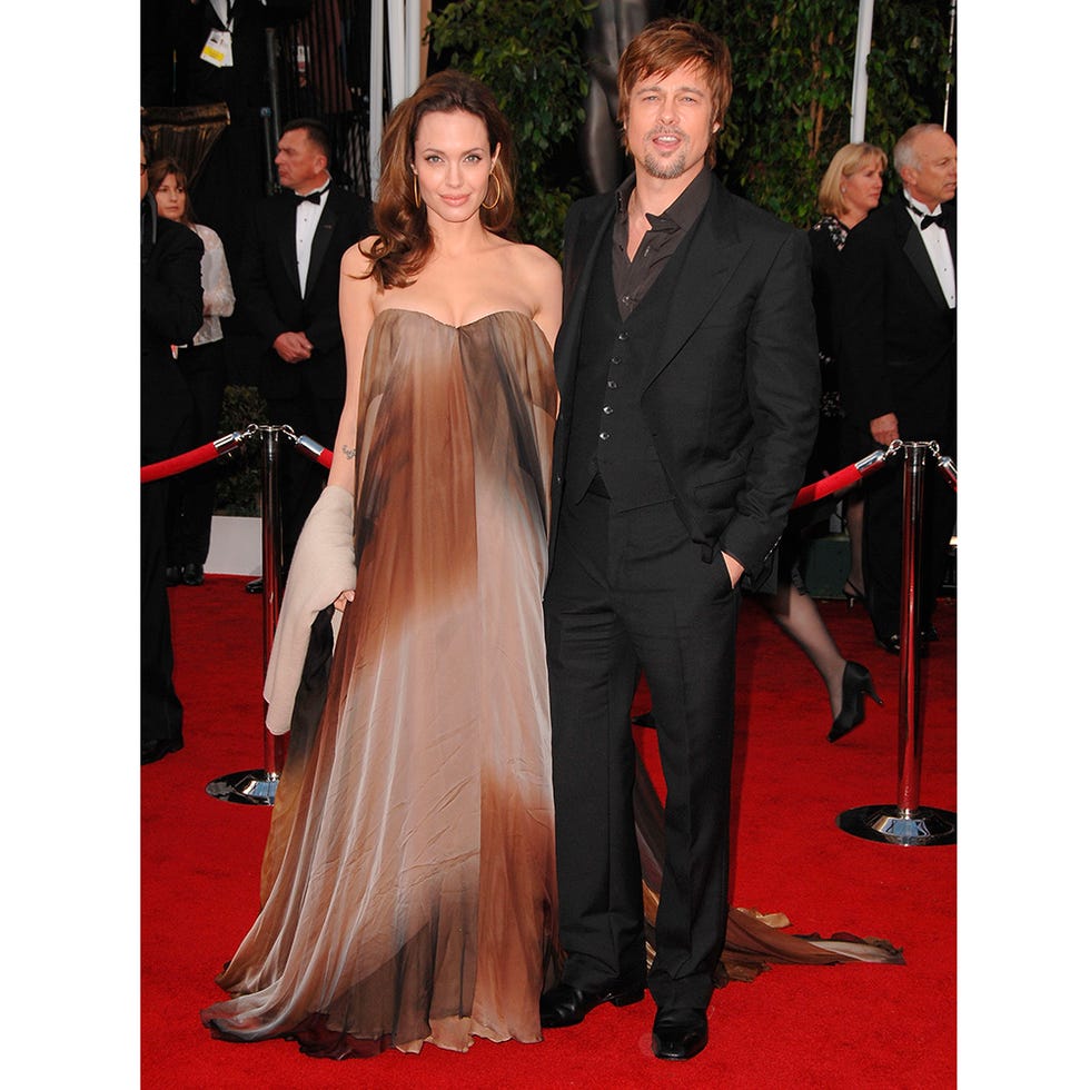 Clothing, Hair, Coat, Trousers, Dress, Flooring, Shirt, Suit, Outerwear, Formal wear, 