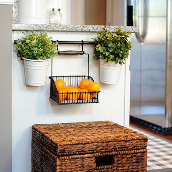 Wood, Wall, Flowerpot, Wicker, Interior design, Houseplant, Home accessories, Rectangle, Hardwood, Basket, 