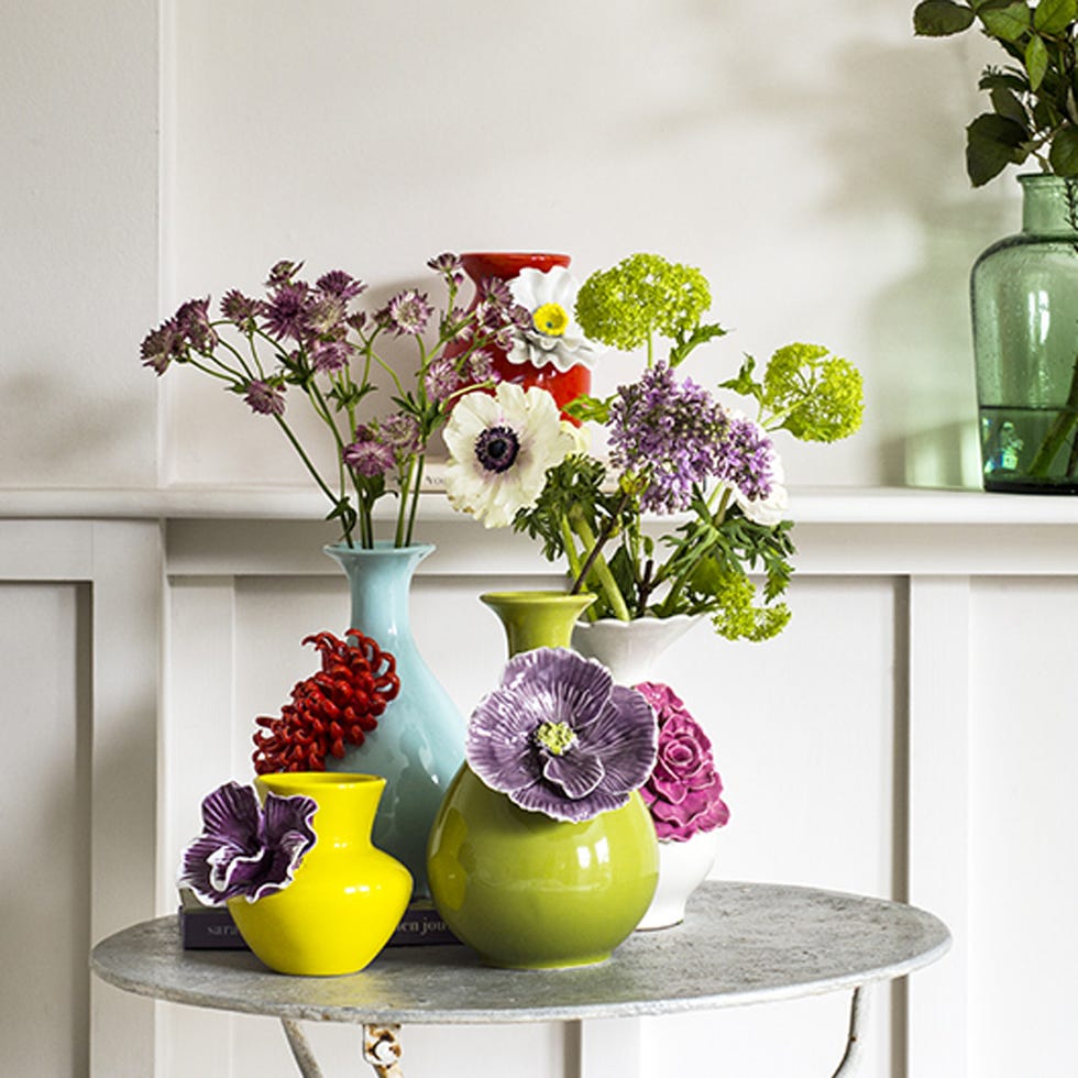 Serveware, Purple, Flower, Interior design, Lavender, Violet, Artifact, Vase, Petal, Still life photography, 