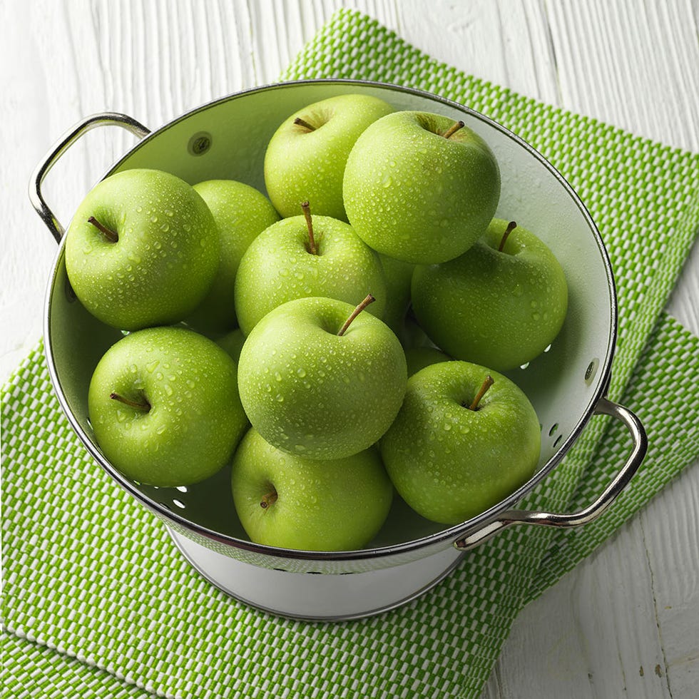 Green, Fruit, Food, Serveware, Natural foods, Produce, Whole food, Dishware, Vegan nutrition, Accessory fruit, Green, Fruit, Food, Serveware, Natural foods, Produce, Whole food, Dishware, Vegan nutrition, Accessory fruit,