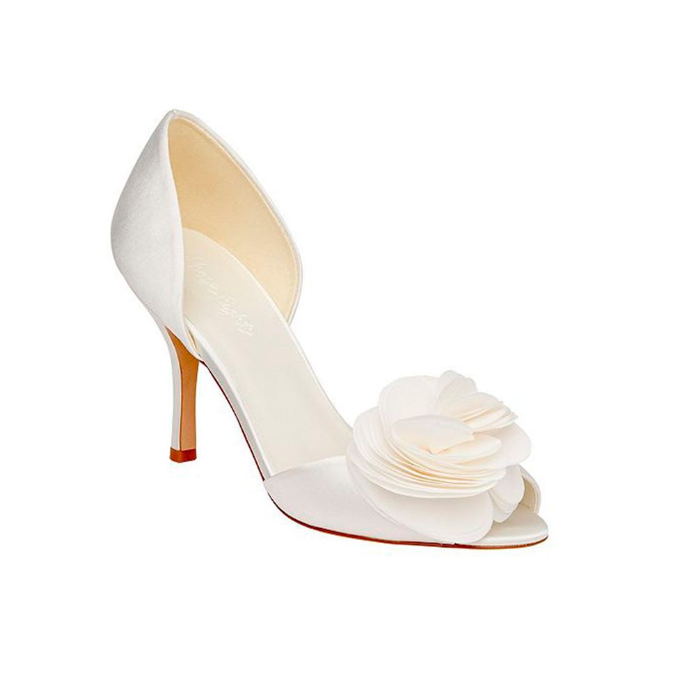 Product, Fashion accessory, Tan, Beige, Ivory, Sandal, Basic pump, Bridal shoe, Fashion design, Peach, 