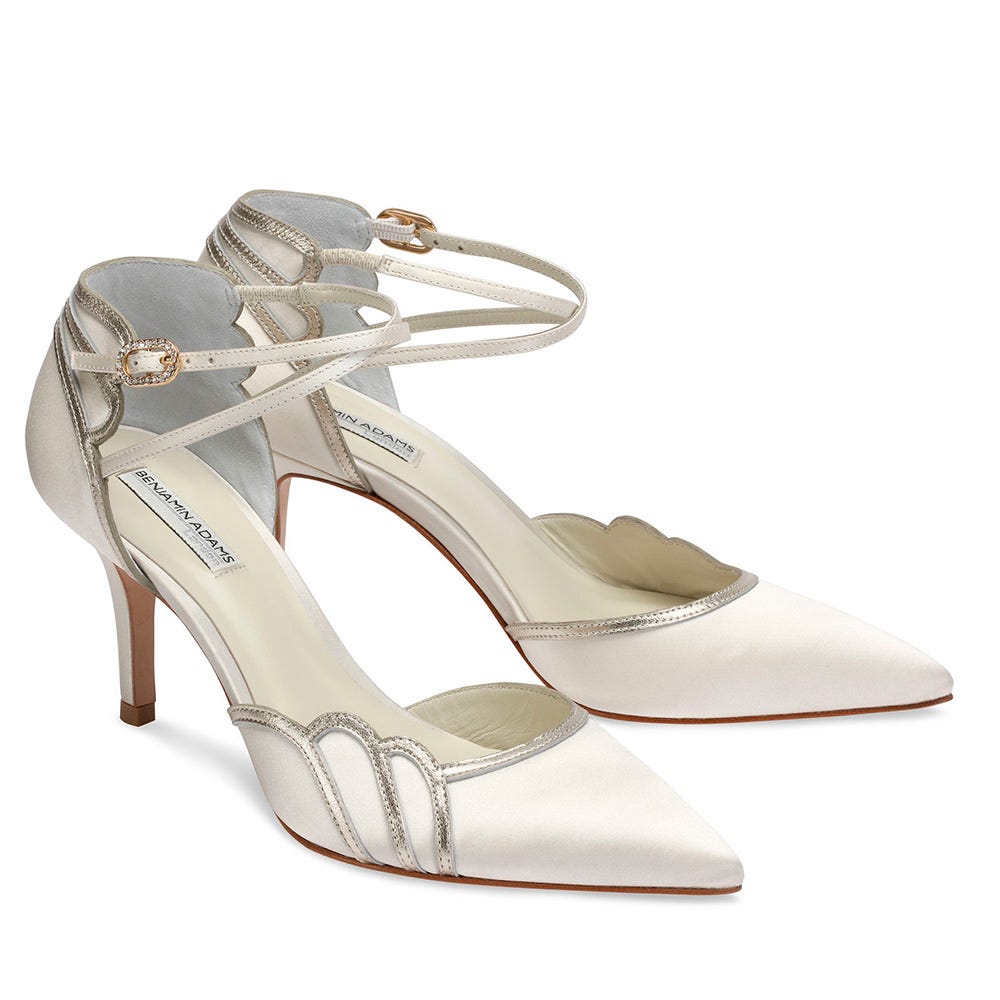 Footwear, Sandal, Tan, Basic pump, Dancing shoe, Bridal shoe, Beige, Foot, Ivory, High heels, 