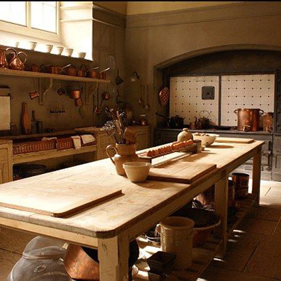Wood, Interior design, Room, Table, Furniture, Ceiling, Interior design, Hardwood, Picture frame, Light fixture, 