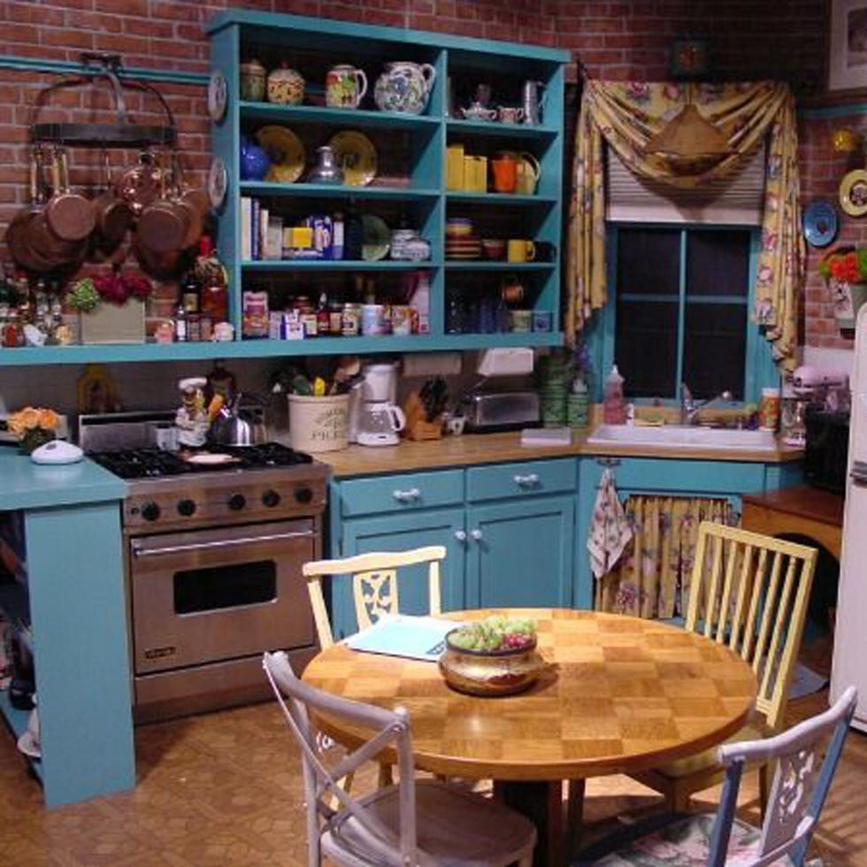 Wood, Room, Furniture, Cupboard, Drawer, Table, Hardwood, Cabinetry, Wood stain, Interior design, 