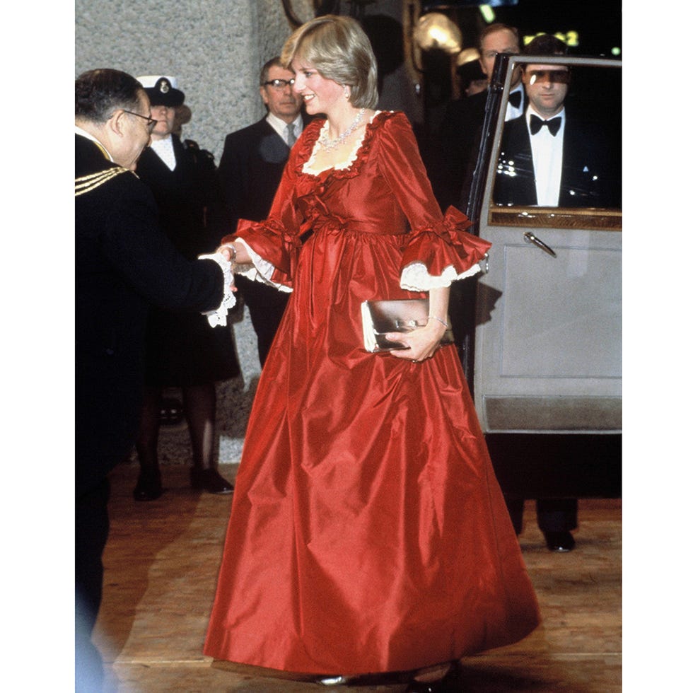 Coat, Trousers, Dress, Outerwear, Suit, Formal wear, Gown, Fashion, One-piece garment, Blazer, 