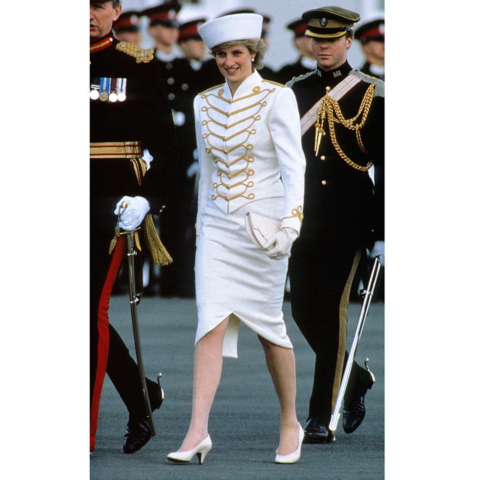 Hat, Uniform, Headgear, Luggage and bags, Fashion, Bag, Handbag, Sailor, Admiral, Peaked cap, Hat, Uniform, Headgear, Luggage and bags, Fashion, Bag, Handbag, Sailor, Admiral, Peaked cap,
