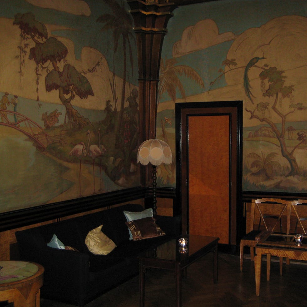 Room, Interior design, Ceiling, Art, Interior design, Visual arts, Picture frame, Wallpaper, Paint, Painting, 