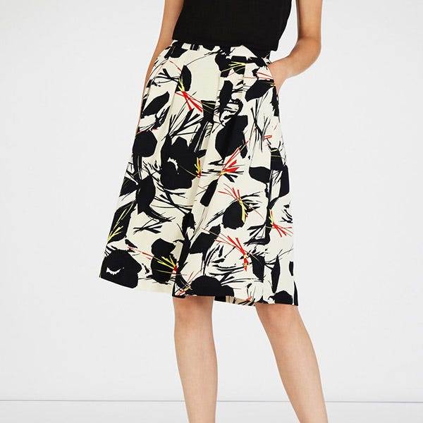 Clothing, Sleeve, Shoulder, Textile, Joint, Style, Pattern, Fashion, Day dress, Neck, 
