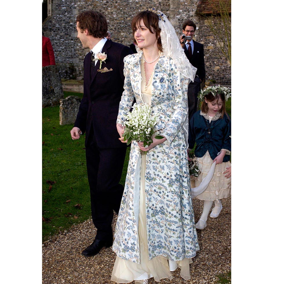 Clothing, Coat, Trousers, Dress, Suit, Photograph, Outerwear, Formal wear, Wedding dress, Bridal clothing, 