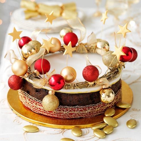 Christmas cake decoration ideas: How to decorate a Christmas cake