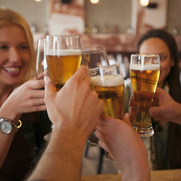 Beer, Alcohol, Drink, Barware, Alcoholic beverage, Hand, Fluid, Glass, Drinkware, Beer glass, 