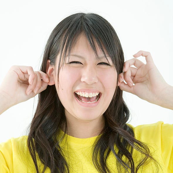 Finger, Lip, Yellow, Hairstyle, Skin, Forehead, Eyebrow, Tooth, Happy, Wrist, 