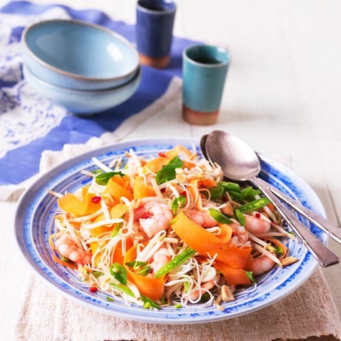 Dishware, Food, Salad, Tableware, Serveware, Produce, Ingredient, Cuisine, Drinkware, Vegetable, 