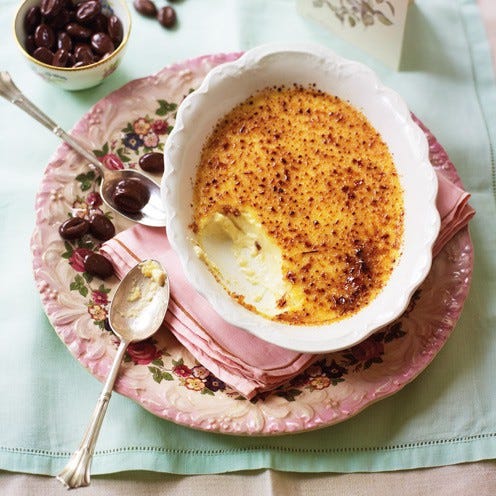 Serveware, Dishware, Food, Cuisine, Tableware, Ingredient, Dish, Plate, Recipe, Dessert, 