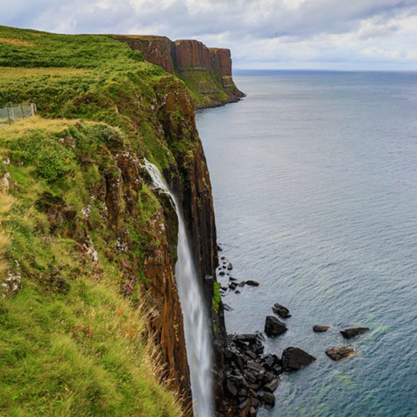 Body of water, Coastal and oceanic landforms, Coast, Natural landscape, Rock, Terrain, Shore, Promontory, Ocean, Headland, Body of water, Coastal and oceanic landforms, Coast, Natural landscape, Rock, Terrain, Shore, Promontory, Ocean, Headland,