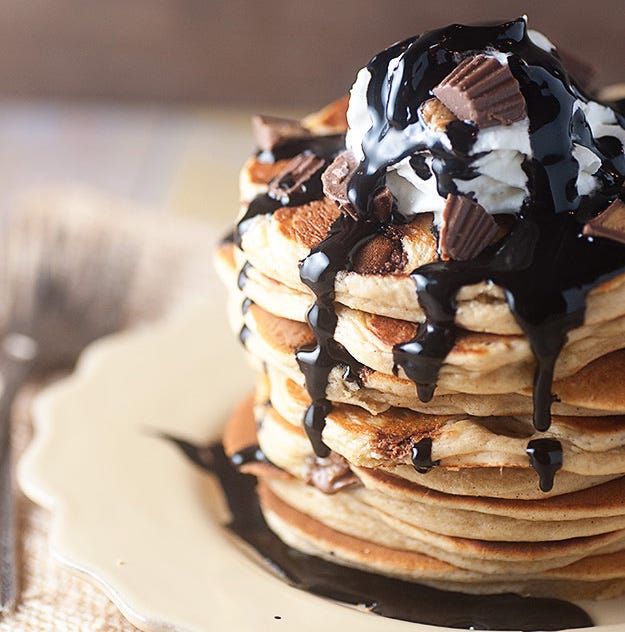 Food, Cuisine, Ingredient, Dessert, Sweetness, Dish, Breakfast, Dairy, Ice cream, Plate, 