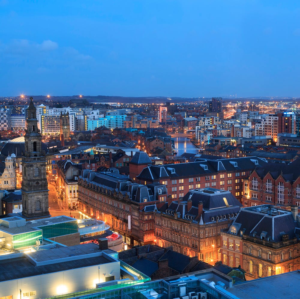 City, Metropolitan area, Urban area, Roof, Cityscape, Landmark, Metropolis, Mixed-use, Downtown, Skyline, 