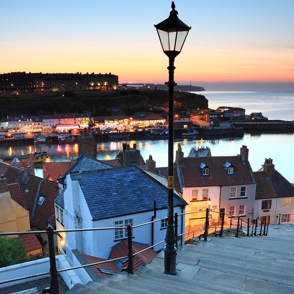 Street light, Roof, Dusk, Evening, Stairs, Lantern, Light fixture, Afterglow, Sunset, Cottage, 