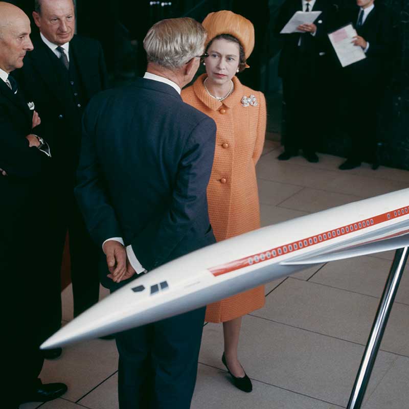 Aerospace engineering, Tie, Model aircraft, Suit trousers, Monoplane, Aviation, Fedora, Drone, Official, Balance, 