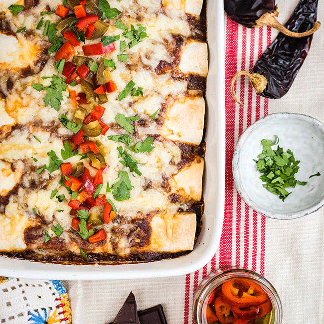 Dish, Food, Cuisine, Ingredient, Comfort food, Recipe, Produce, Meal, Meat, Vegetarian food, 