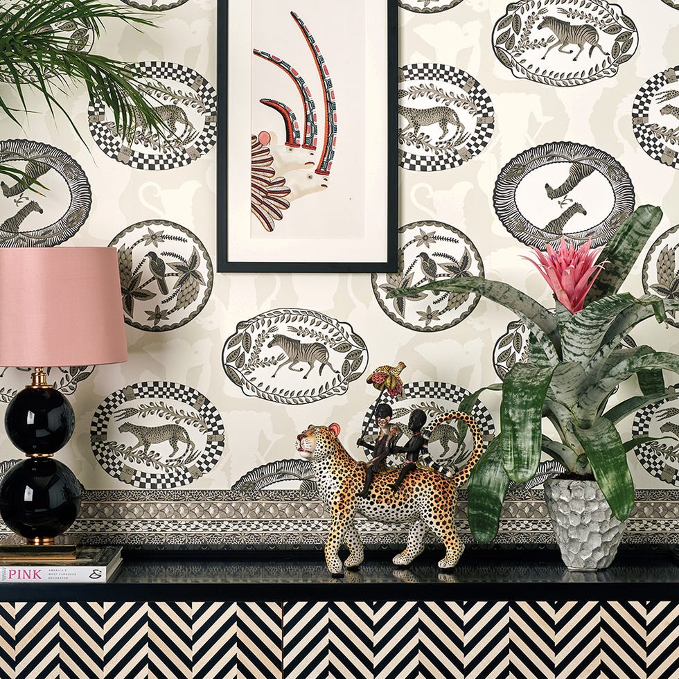 Design, Pattern, Illustration, Visual arts, Textile, Black-and-white, Drawing, Tablecloth, Art, Tableware, 