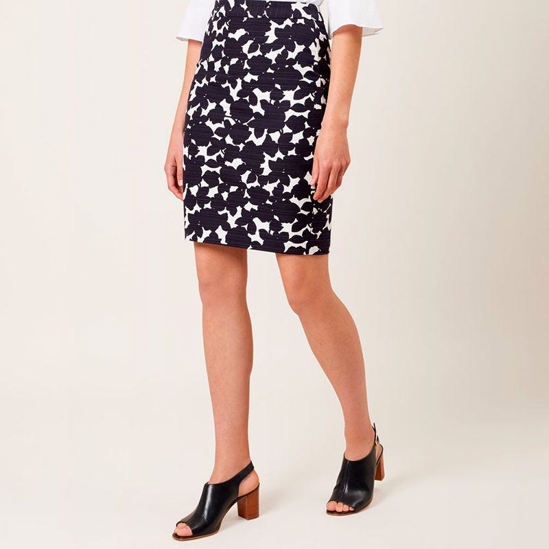 Clothing, Pencil skirt, Dress, Waist, Day dress, Footwear, Sleeve, Pocket, A-line, Pattern, 