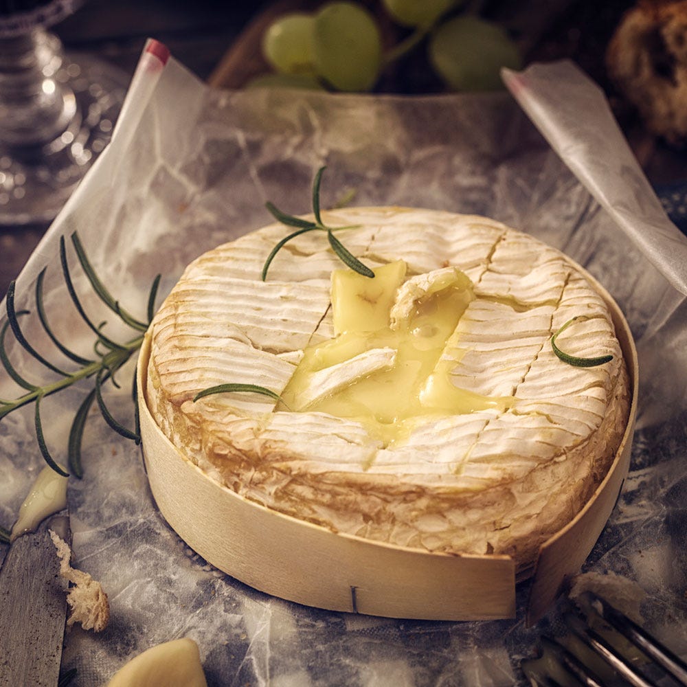 Food, Dish, Cuisine, Ingredient, Brie, Dairy, Buttercream, Dessert, Camembert Cheese, Recipe, 