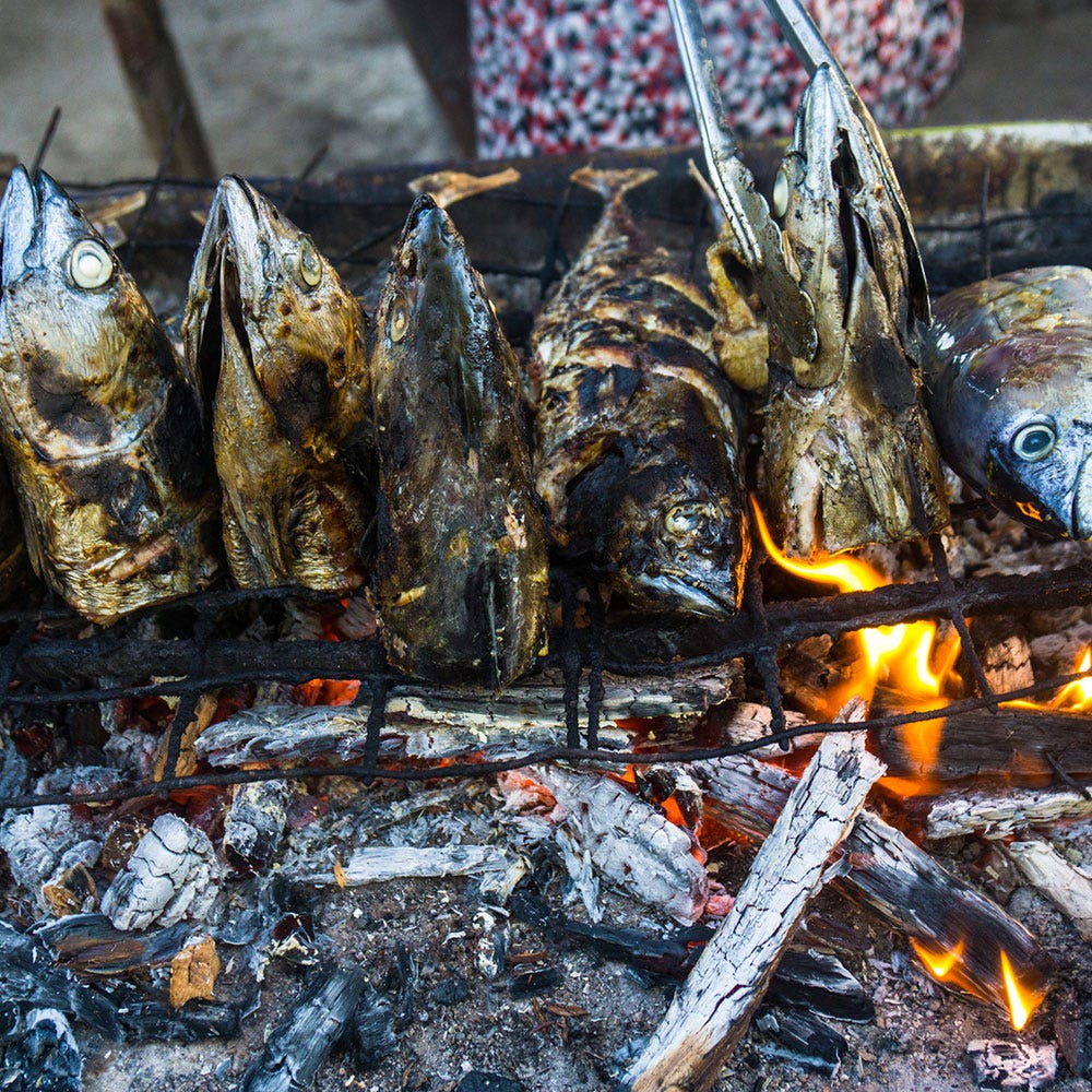 Grilling, Smoked fish, Barbecue, Cooking, Fish, Ikan bakar, Seafood, Food, Roasting, Cuisine, 