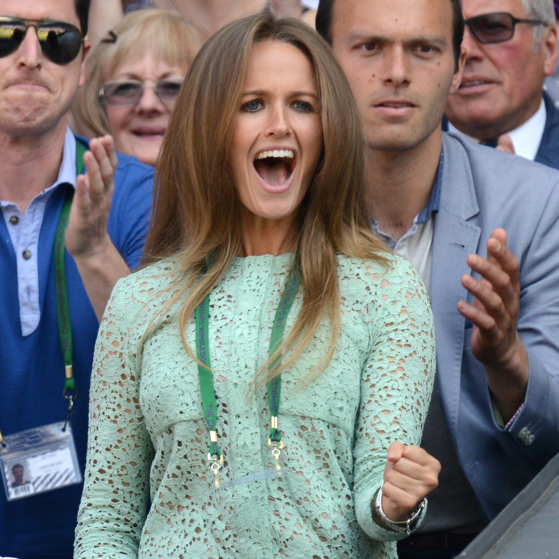 Facial expression, People, Blond, Hairstyle, Eyewear, Event, Long hair, Human, Smile, Facial hair, 