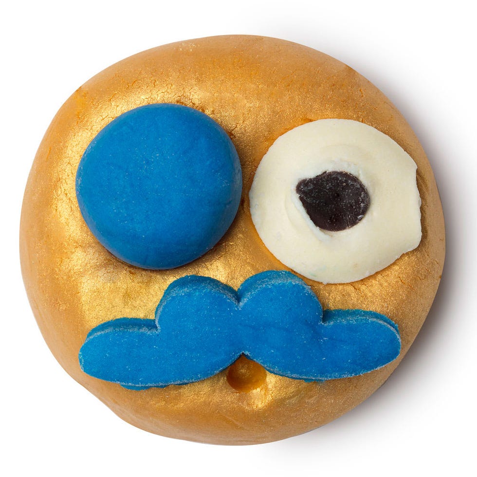 Baked goods, Food coloring, Food, Cookie, Ball, Snack, Finger food, Cookies and crackers, 