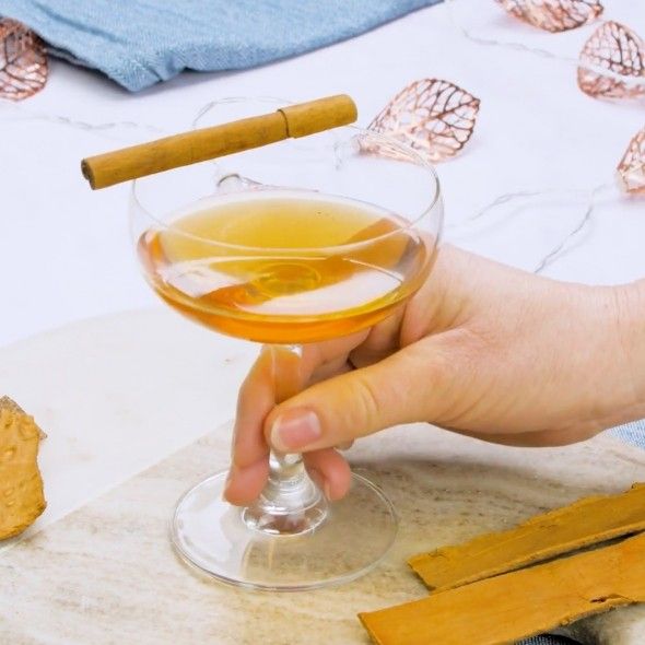 Food, Drink, Ingredient, Cocktail, Lemon, Citrus, Cuisine, Orange juice, 