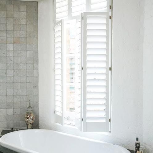 Product, Property, Wall, Bathtub, Room, Interior design, Bathtub accessory, Plumbing fixture, Fixture, Tile, 