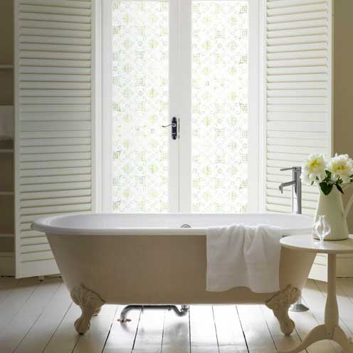 Product, Floor, Wood, Room, Interior design, Flooring, Property, Wall, Petal, Bathtub, 