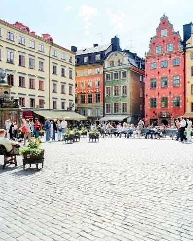 Window, Town, City, Public space, Mixed-use, Urban design, Town square, Street, Outdoor furniture, Plaza, Window, Town, City, Public space, Mixed-use, Urban design, Town square, Street, Outdoor furniture, Plaza,