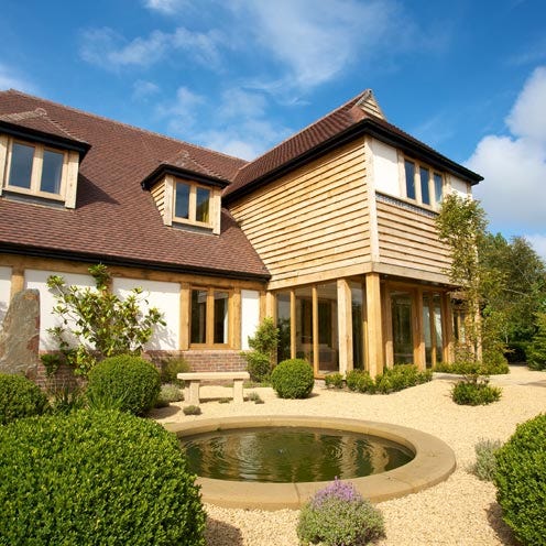 Plant, Property, House, Shrub, Residential area, Real estate, Home, Building, Facade, Roof, 