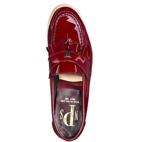 Font, Carmine, Maroon, Tan, Walking shoe, Synthetic rubber, Silver, 