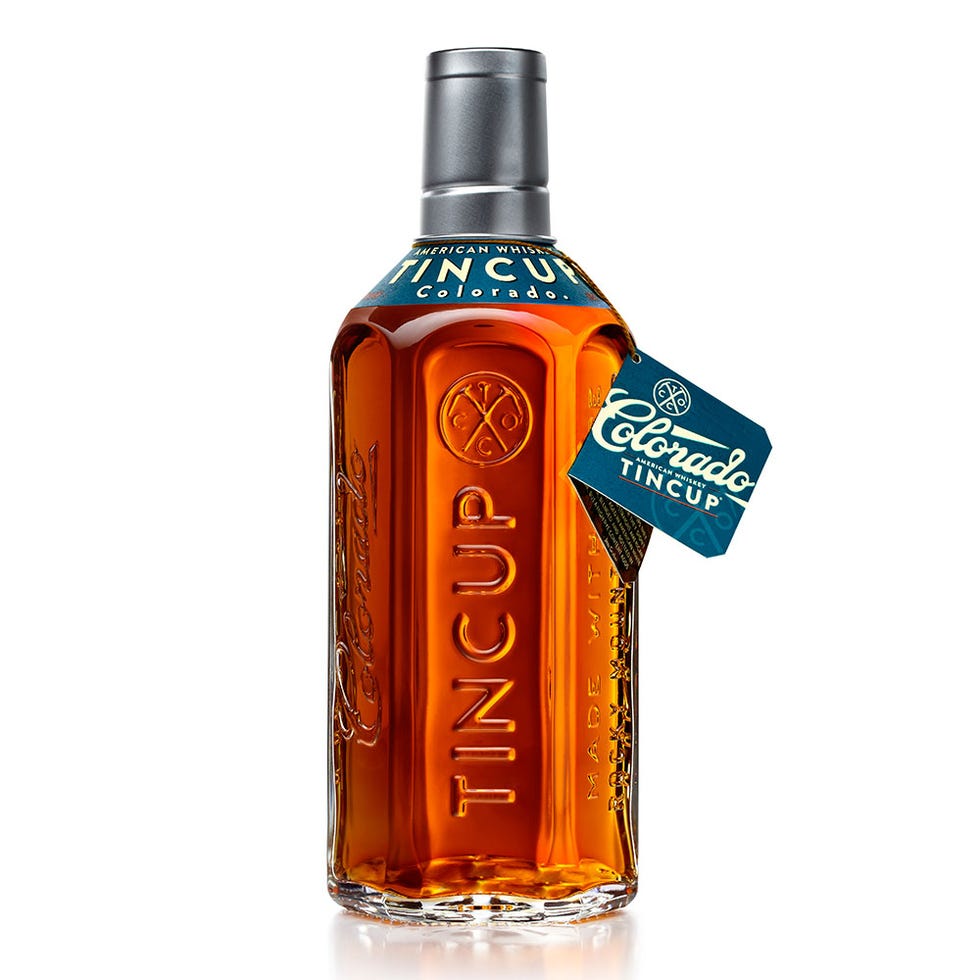 Liquid, Fluid, Bottle, Alcohol, Glass bottle, Alcoholic beverage, Amber, Bottle cap, Drink, Logo, 