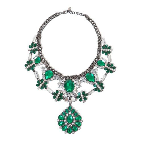 Jewellery, Green, Fashion accessory, Body jewelry, Necklace, Natural material, Fashion, Earrings, Gemstone, Jewelry making, 